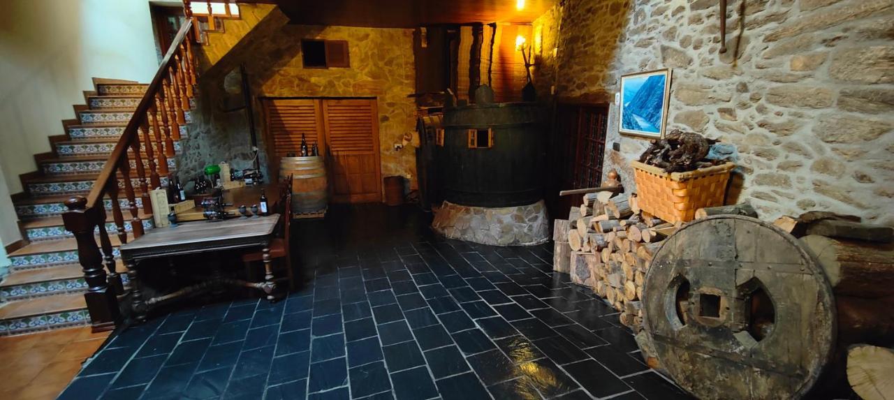 Vina Cazoga Villa Sober Exteriör bild